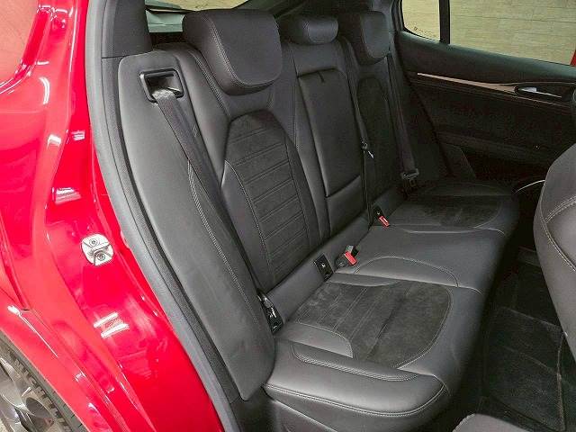 アルファロメオ Stelvioの画像10