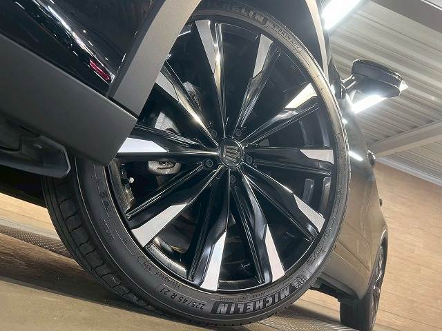 トヨタ クラウンクロスオーバーの画像12