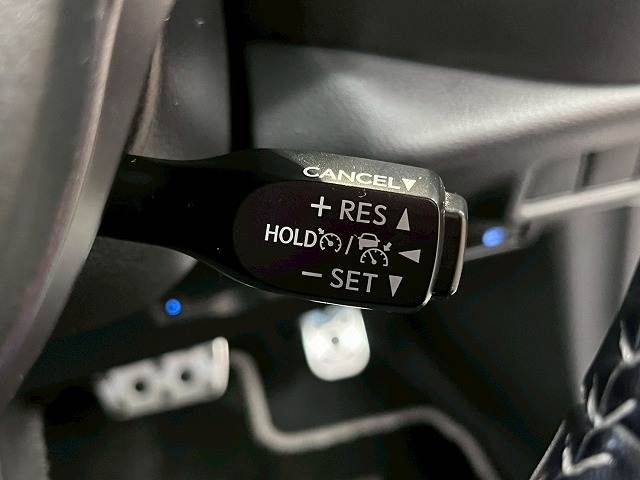 C-HRハイブリッド S “GR SPORT” 内装他