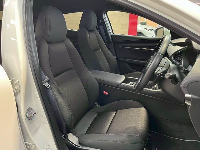 マツダ MAZDA3 FASTBACKの画像9