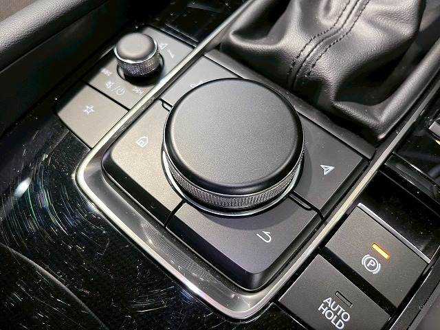 マツダ MAZDA3 FASTBACKの画像16