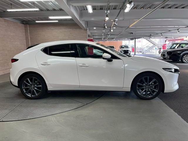 マツダ MAZDA3 FASTBACKの画像18