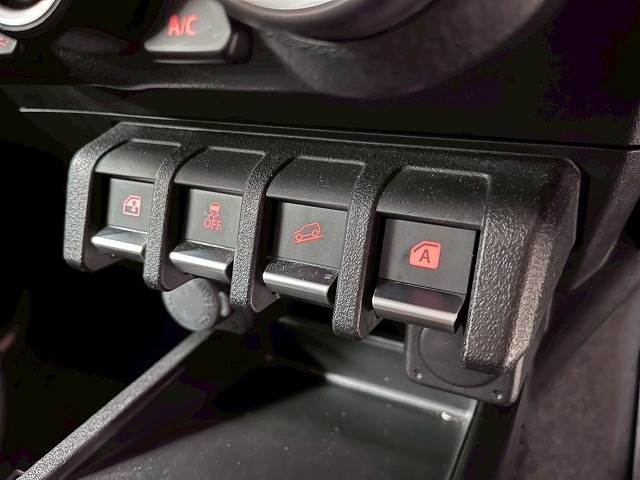 スズキ ジムニーの画像15