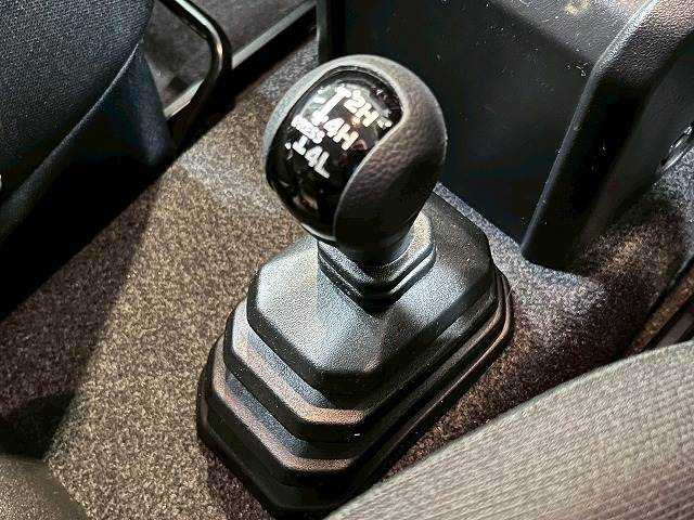 スズキ ジムニーの画像16