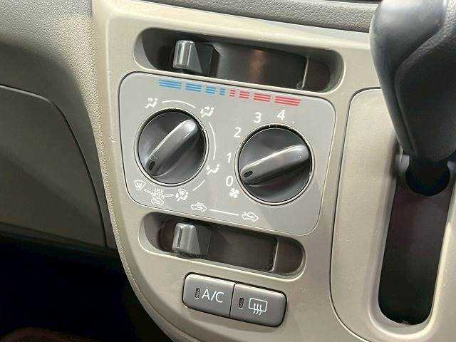 ダイハツ ミライースの画像6