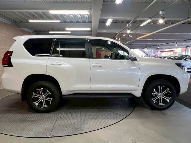 トヨタ ランドクルーザープラドの画像18