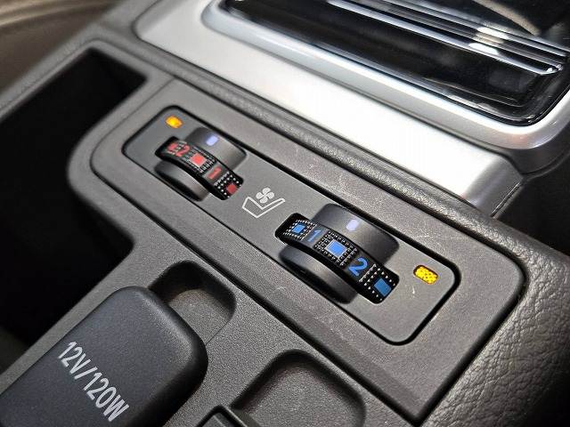 トヨタ ランドクルーザープラドの画像8