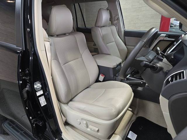 トヨタ ランドクルーザープラドの画像9