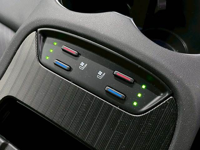 ハリアーハイブリッドZ(プラグインハイブリッド）【メーター交換】 内装他