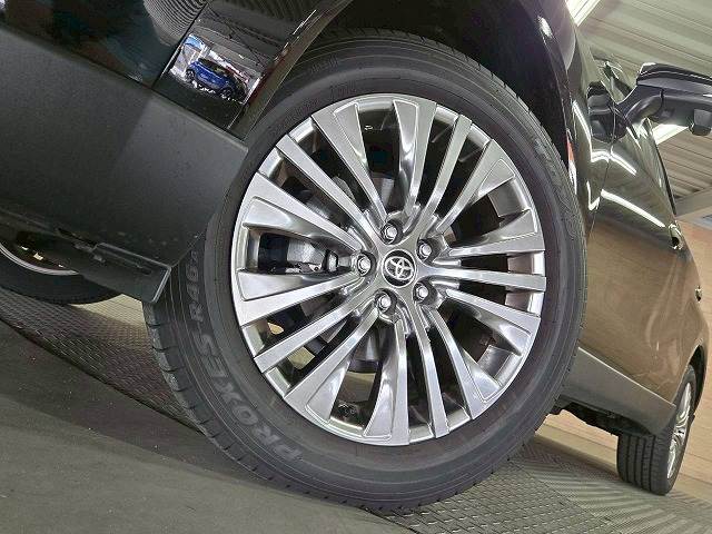 トヨタ ハリアーハイブリッドの画像12