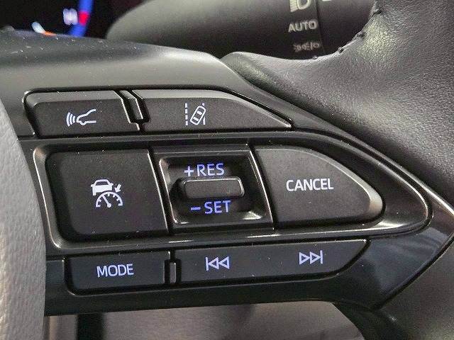 ヤリスクロスHYBRID Z“Adventure” 内装他