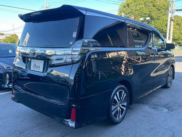 トヨタ ヴェルファイアの画像17