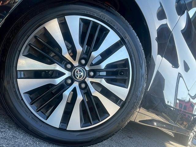 トヨタ ヴェルファイアの画像19