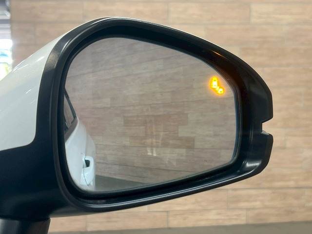 ヴェゼルハイブリッドe:HEV Z 内装他