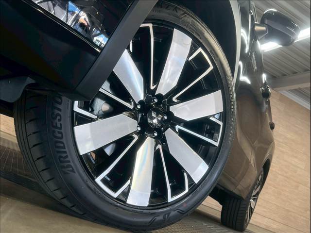 三菱 アウトランダーPHEVの画像12