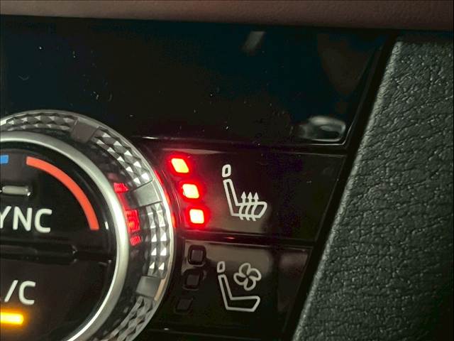 三菱 アウトランダーPHEVの画像15