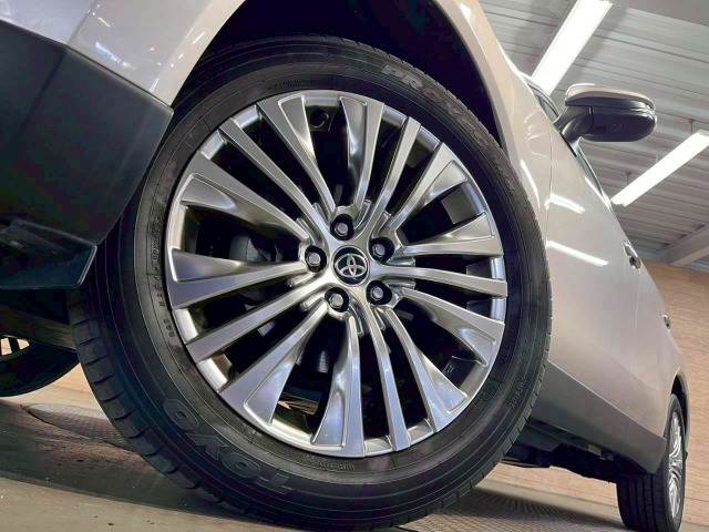 トヨタ ハリアーハイブリッドの画像12