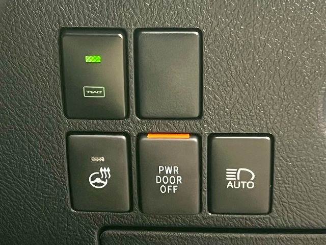 トヨタ ヴェルファイアの画像15