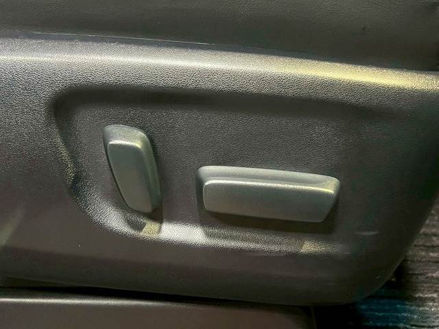 トヨタ ヴェルファイアの画像16