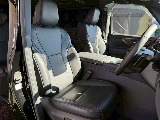 ヴェルファイアハイブリッドExecutive Lounge 内装他