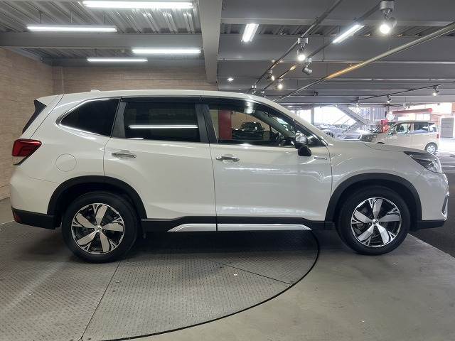 スバル フォレスターの画像18