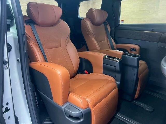 トヨタ ヴェルファイアハイブリッドの画像9