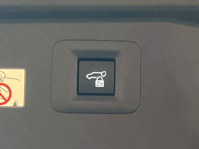 トヨタ ヴェルファイアハイブリッドの画像15