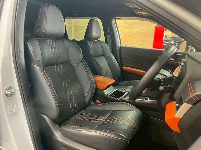 三菱 アウトランダーPHEVの画像9