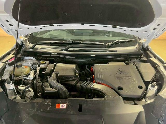 三菱 アウトランダーPHEVの画像13