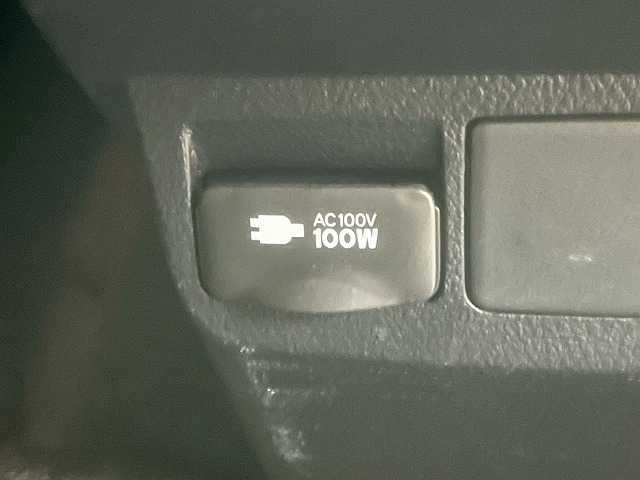 ヴェルファイアZ“GOLDEN EYES” 内装他