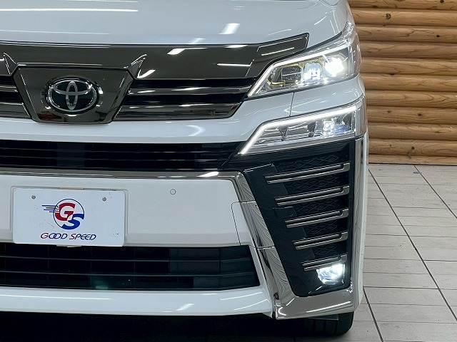 トヨタ ヴェルファイアの画像11