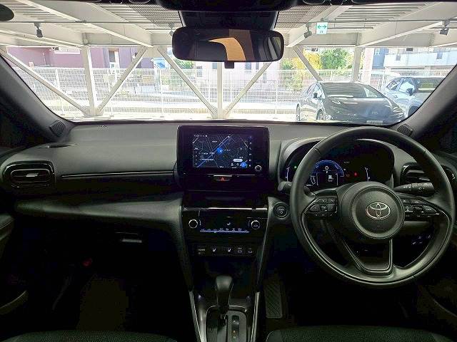 ヤリスクロスHYBRID Z ウルバーノ 内装他