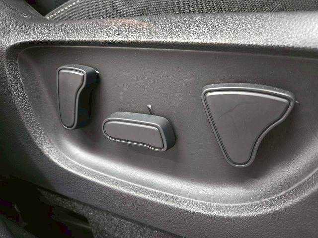 トヨタ ヤリスクロスの画像16