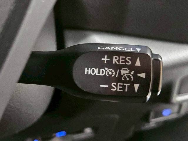 C-HRハイブリッド G 内装他