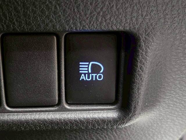 トヨタ&nbsp;C-HRの画像14