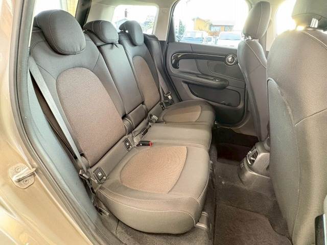 BMW MINI CROSSOVERの画像10