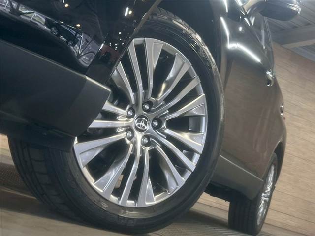 トヨタ ハリアーハイブリッドの画像12