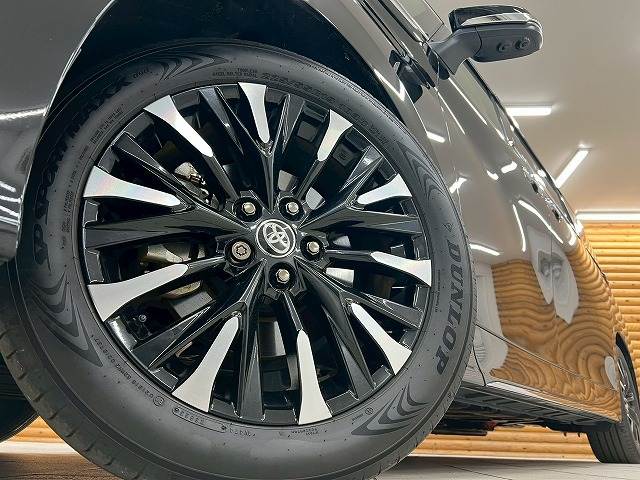 トヨタ アルファードハイブリッドの画像12