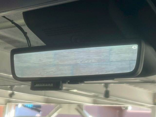 トヨタ アルファードハイブリッドの画像14