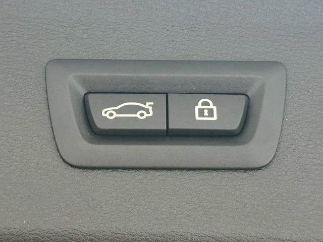 X1xDrive18d xLine Edition Joy+ 内装他