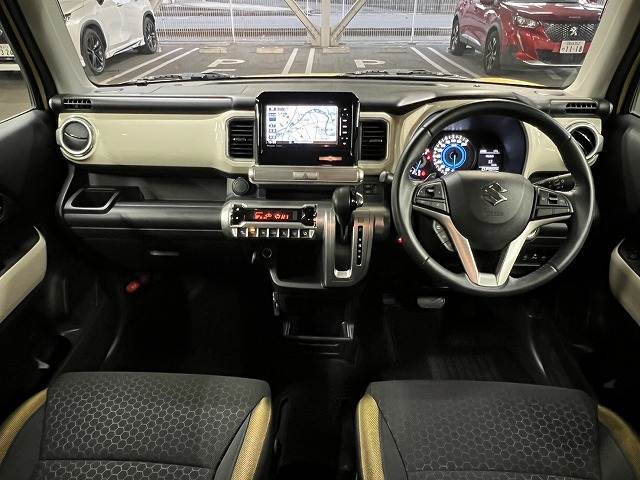 クロスビーHYBRID MZ 内装他