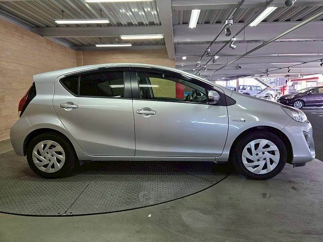 トヨタ アクアの画像18