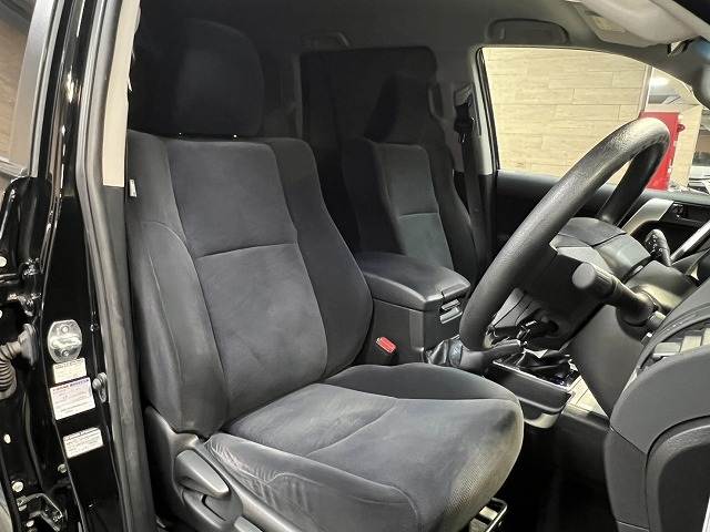 トヨタ ランドクルーザープラドの画像9