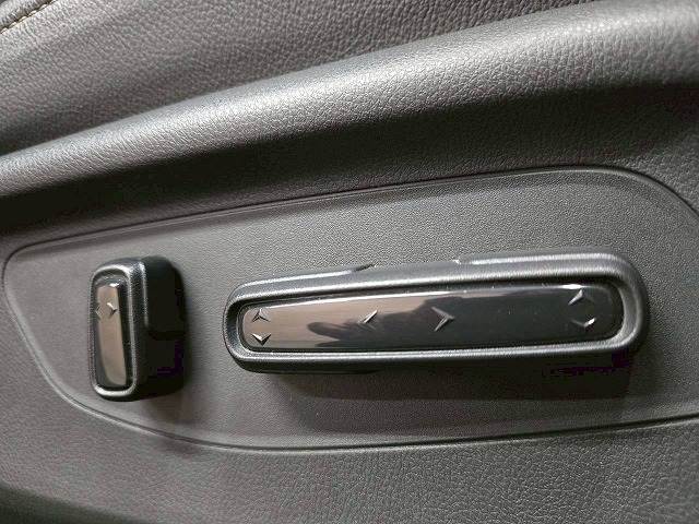 ZR-Ve:HEV Z 内装他