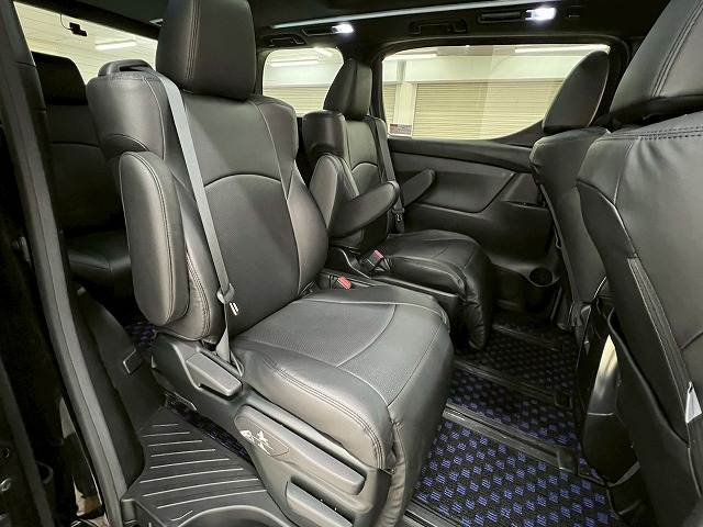 トヨタ ヴェルファイアハイブリッドの画像10