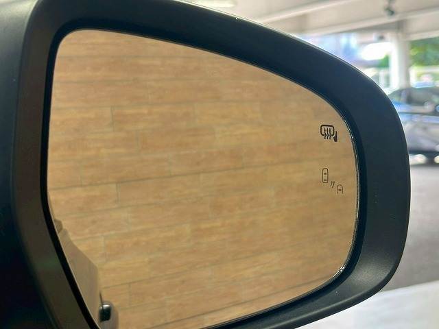 エスクードハイブリッド 内装他