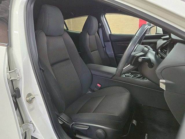 マツダ&nbsp;MAZDA3 FASTBACKの画像9