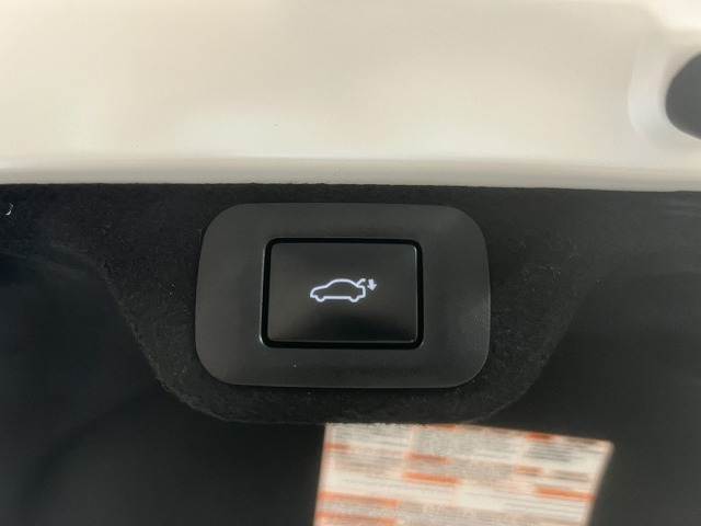 トヨタ クラウンクロスオーバーの画像8