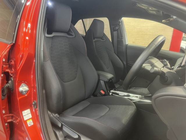 トヨタ カローラスポーツの画像9