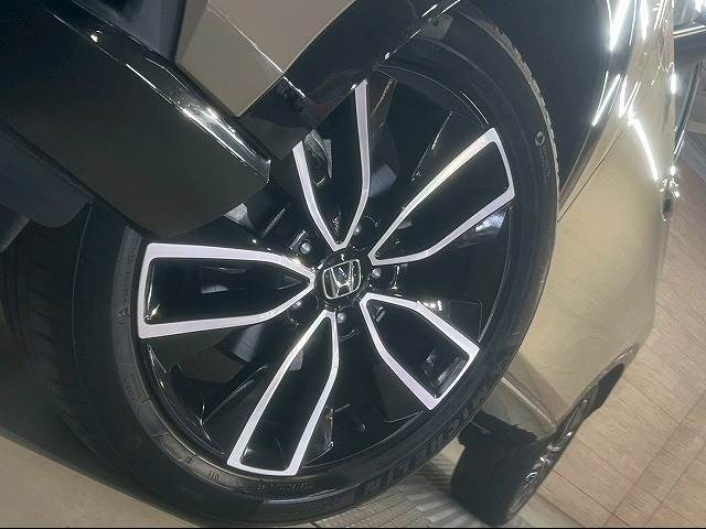 ホンダ ヴェゼルハイブリッドの画像12